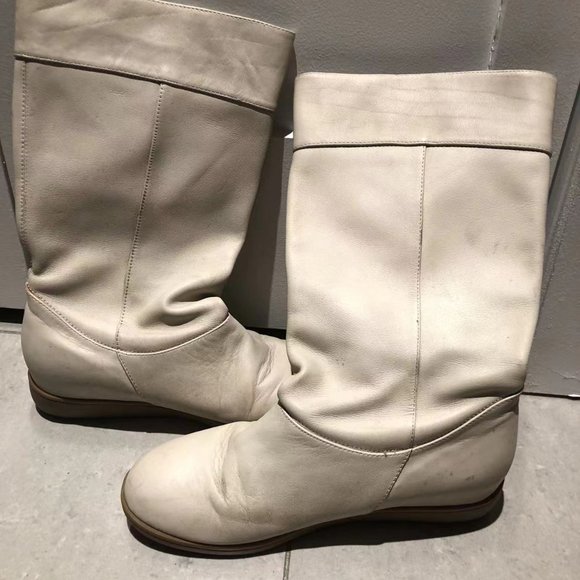Moving sale- Ladies white leather mid-shaft flat boots - size 7.5 - Picture 5 of 9